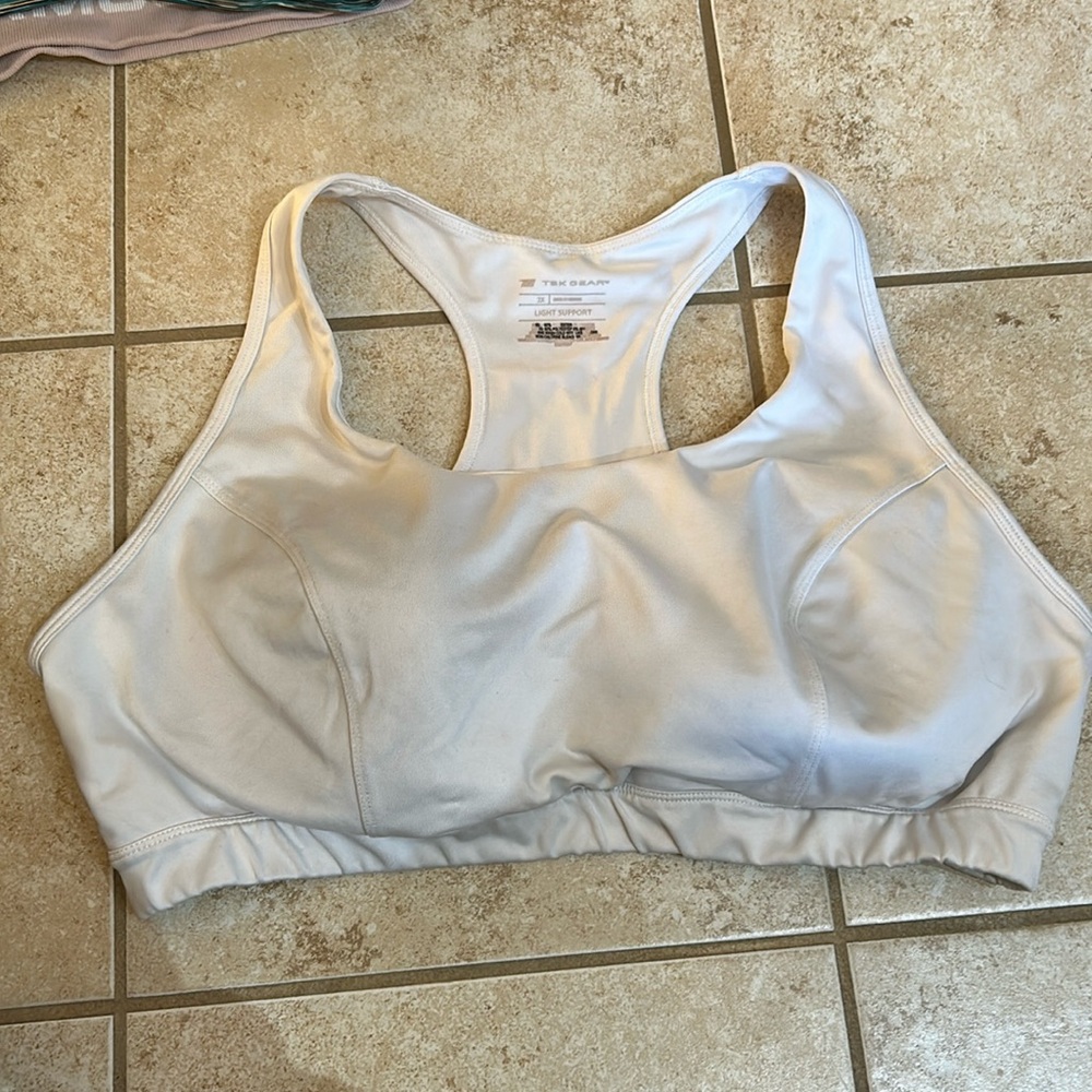 Tekgear sport bra with padding 
2x